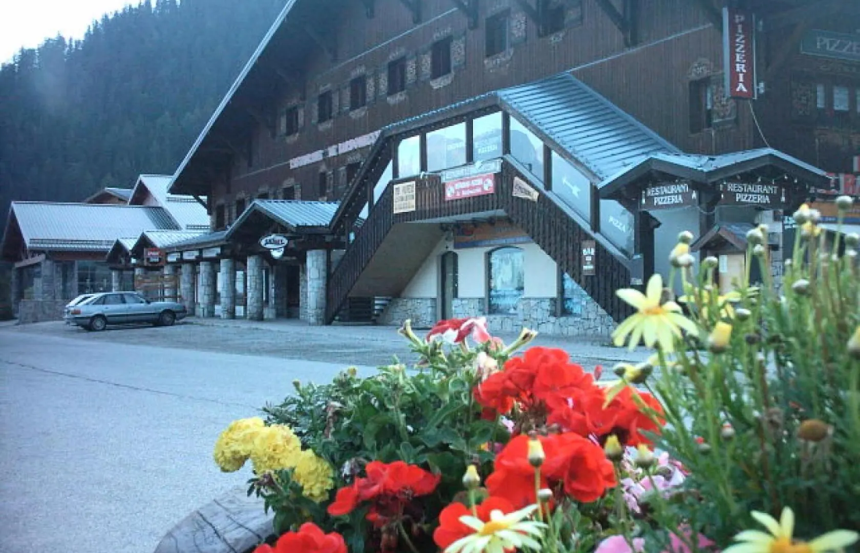Chalet Club - 2 Pieces Pour 4 Personnes 56 Modane France